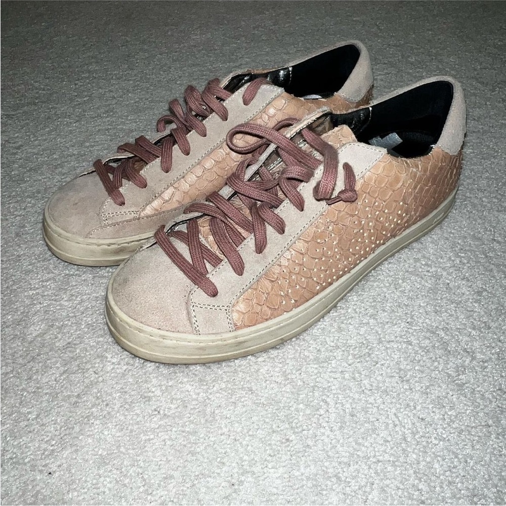 P448 Sneakers
